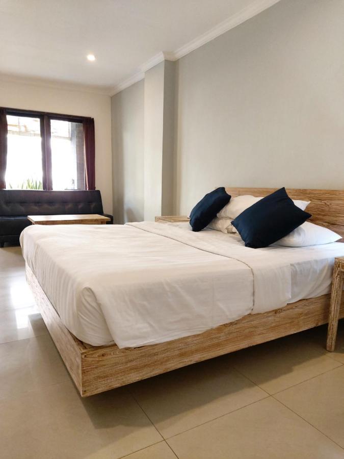 Radha Bali Hotel Кута Екстер'єр фото