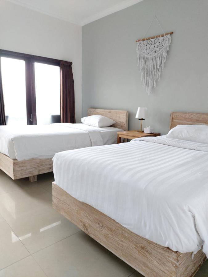 Radha Bali Hotel Кута Екстер'єр фото