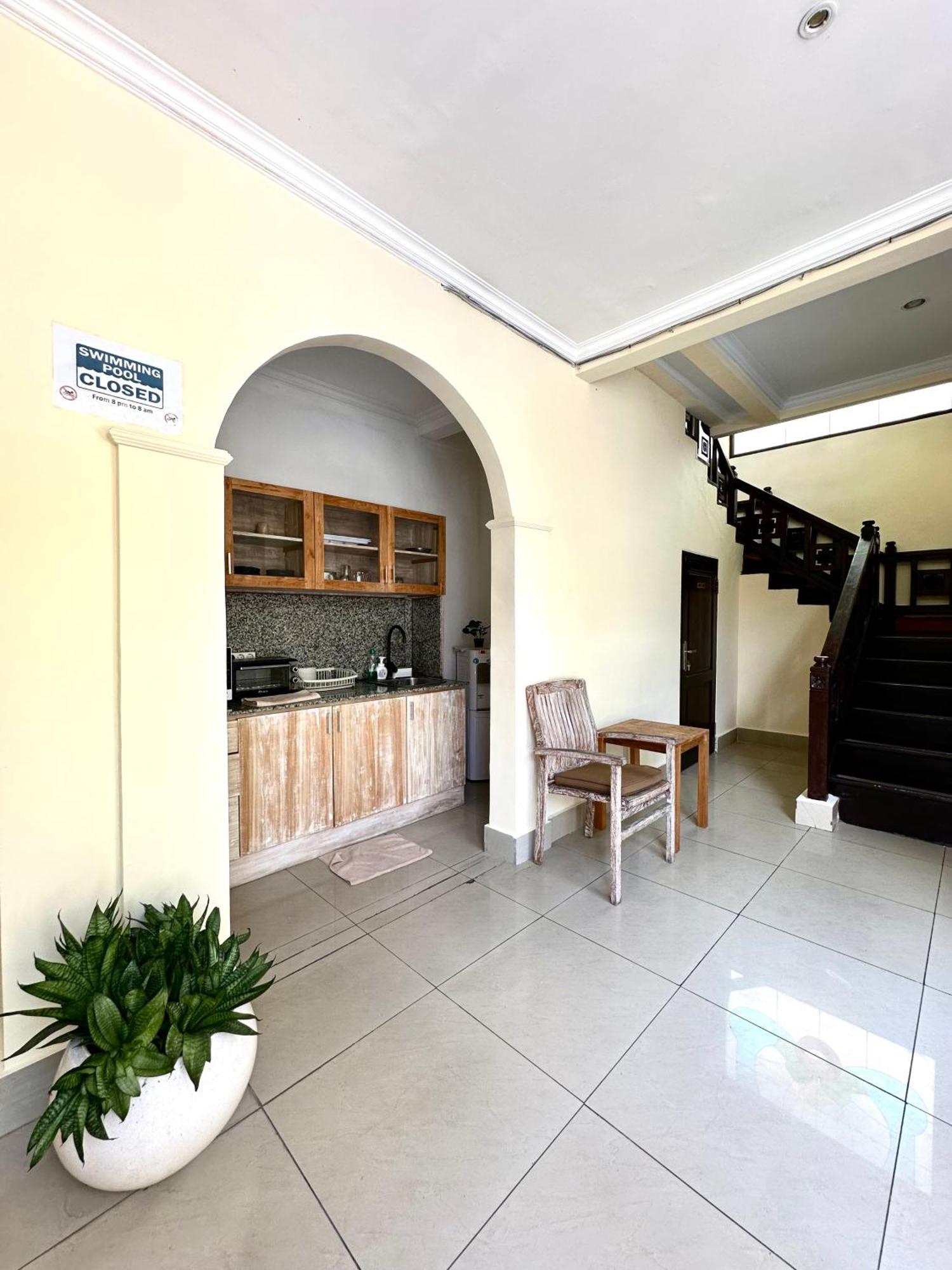 Radha Bali Hotel Кута Екстер'єр фото